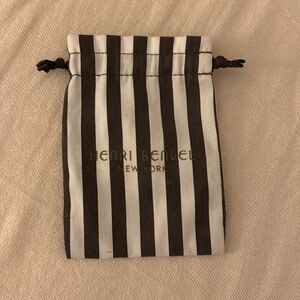 Vintage Henri Bendel satchet